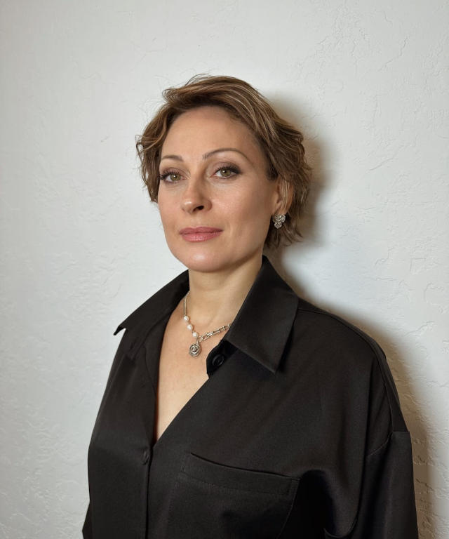 https://vesnasalon.ru/wp-content/uploads/2025/06/svetlana.jpg